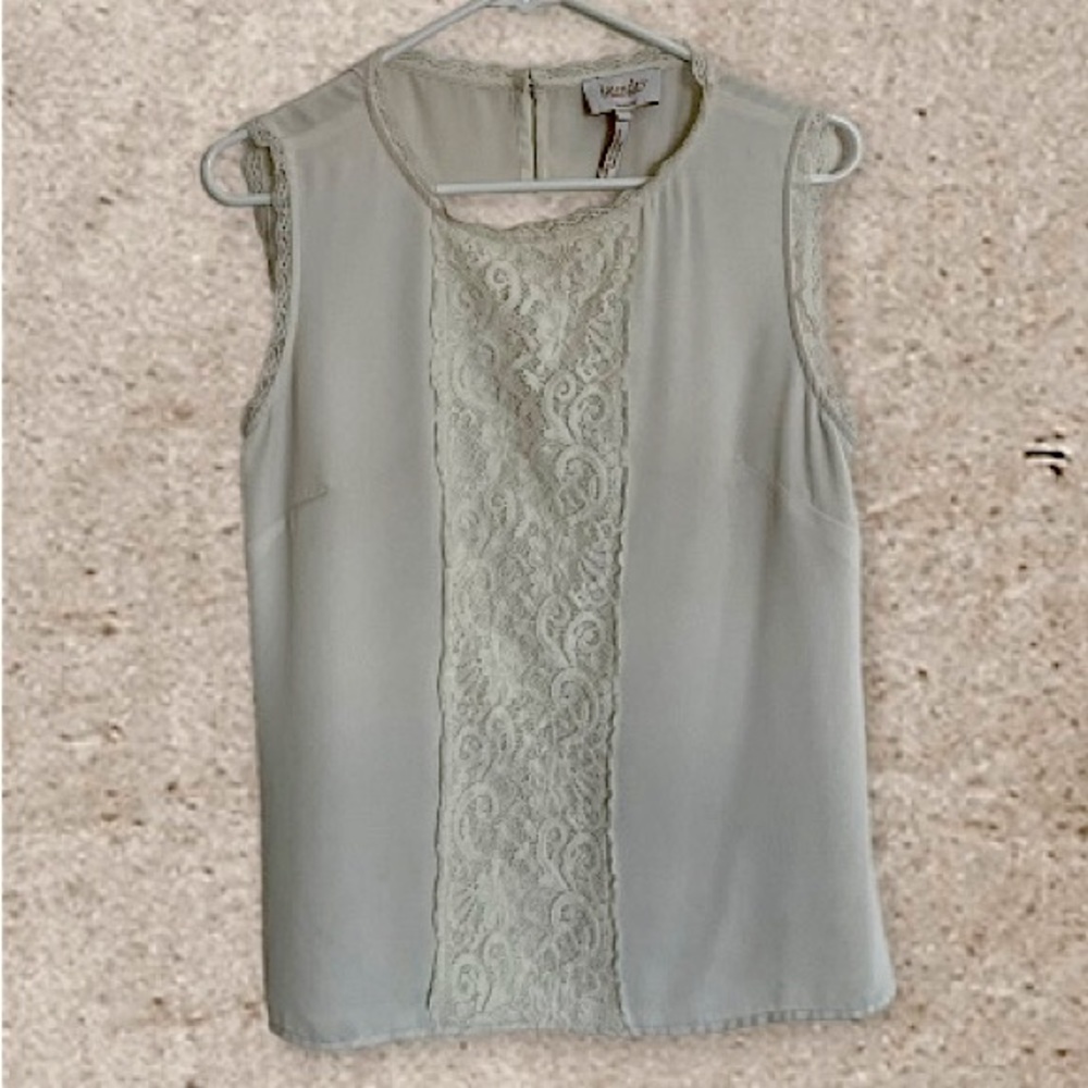 Laundry by Shelli Segal Sleeveless Ivory Top with Lace Detail